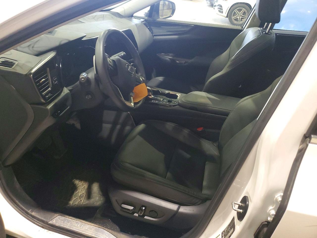 2025 Lexus Nx 350H Base - zdjęcie 7
