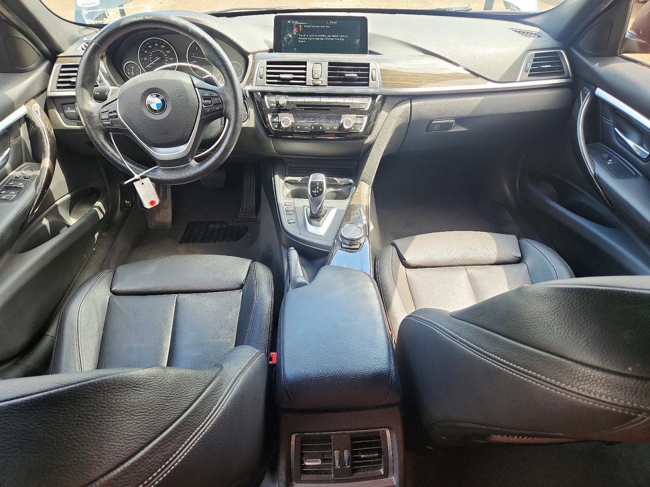 2016 BMW Seria 3 328i - zdjęcie 8