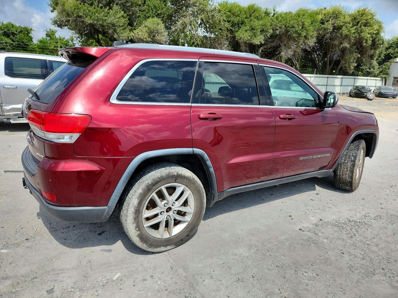2017 Jeep Grand Cherokee Laredo - zdjęcie 3