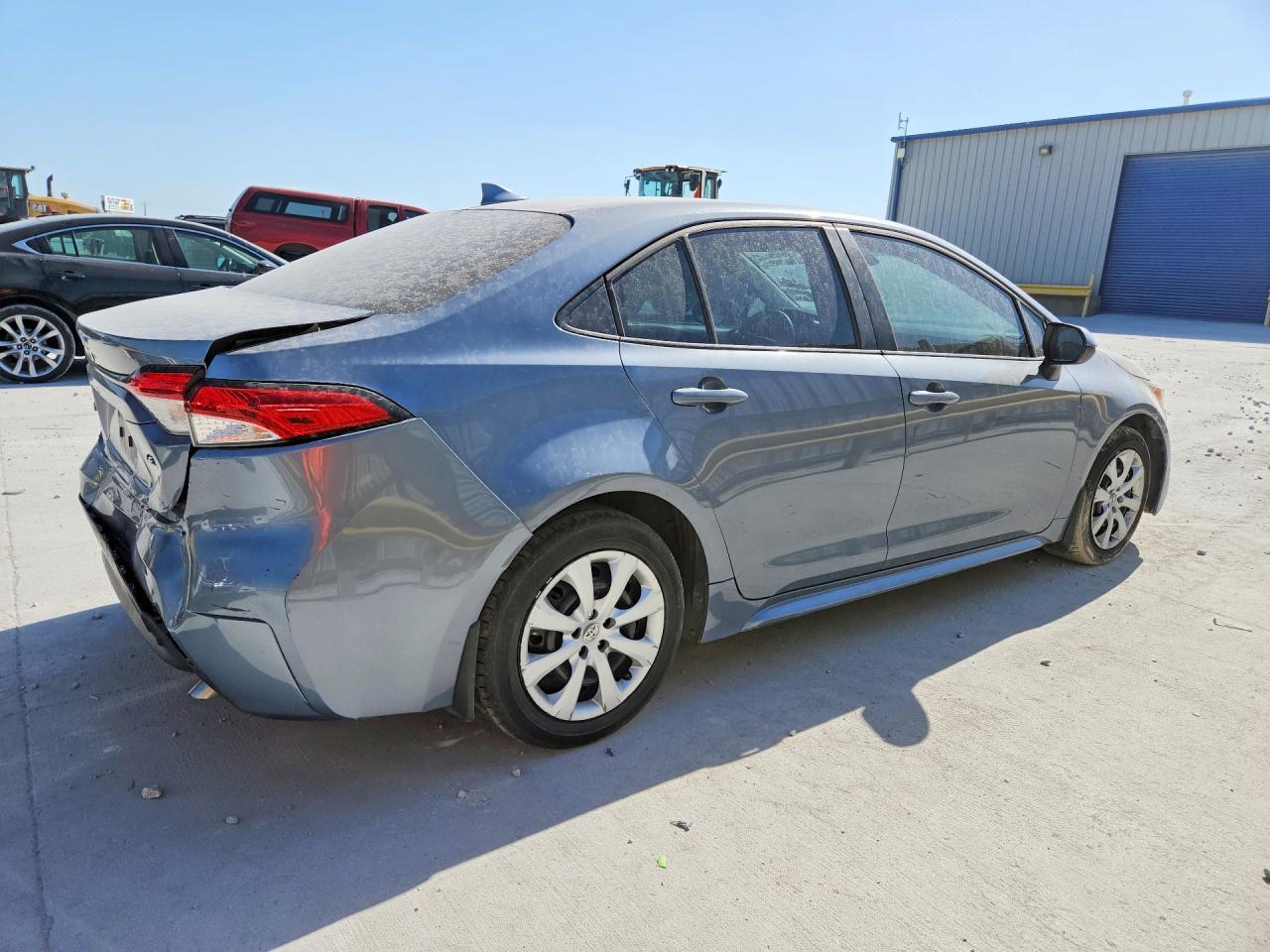 2025 Toyota Corolla Le - zdjęcie 3