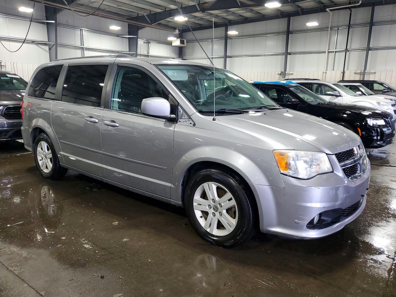 2013 Dodge Grand Caravan Crew - zdjęcie 4
