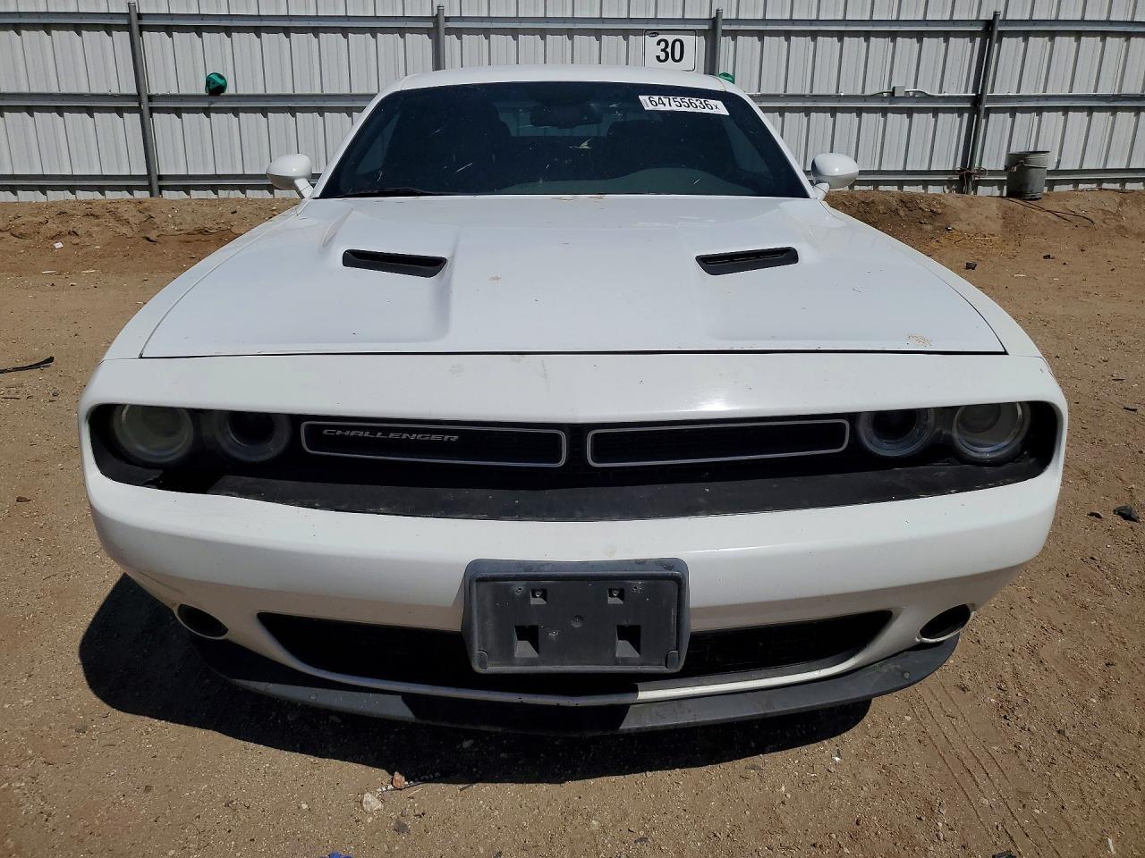 Dodge Challenger - zdjęcie 5