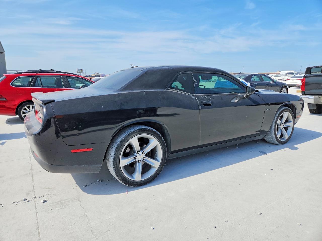 2016 Dodge Challenger R/T - zdjęcie 3