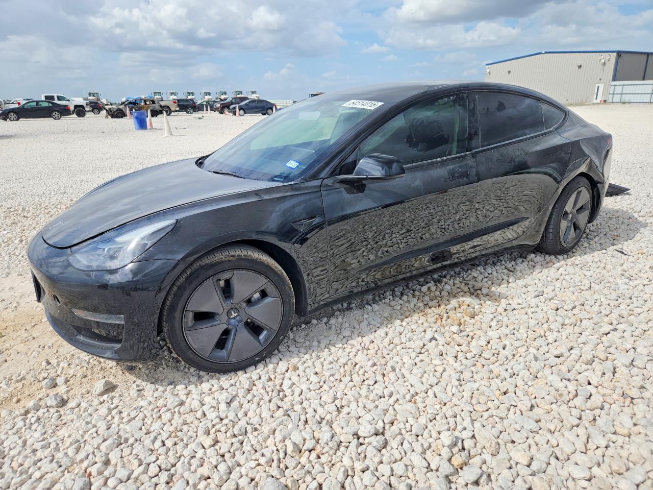 2023 Tesla Model 3 - zdjęcie główne