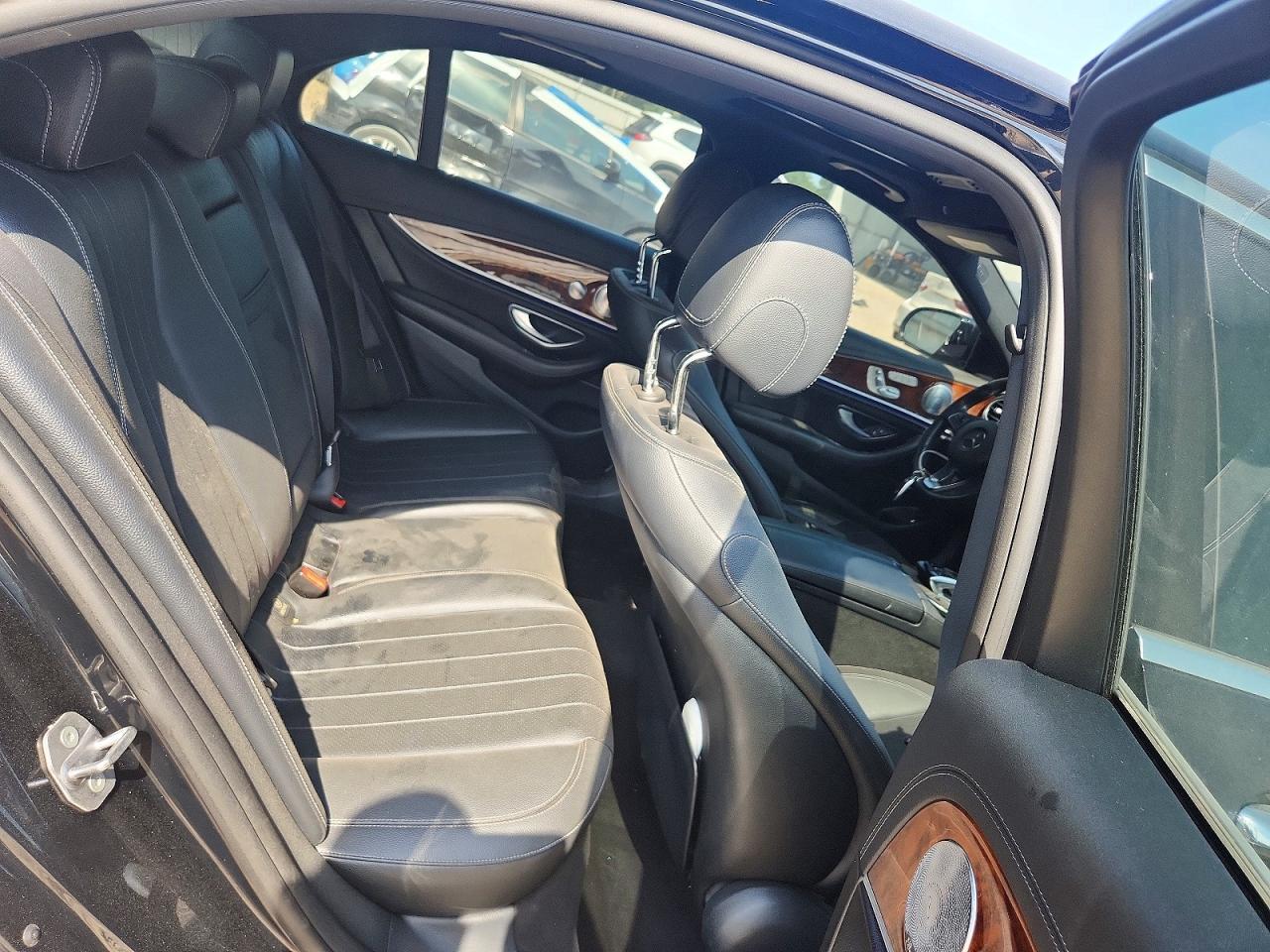 2017 Mercedes-Benz E 300 - zdjęcie 10