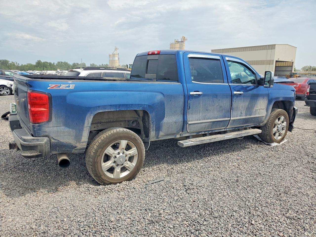 2017 Chevrolet Silverado K2500 Heavy Duty Ltz - zdjęcie 3