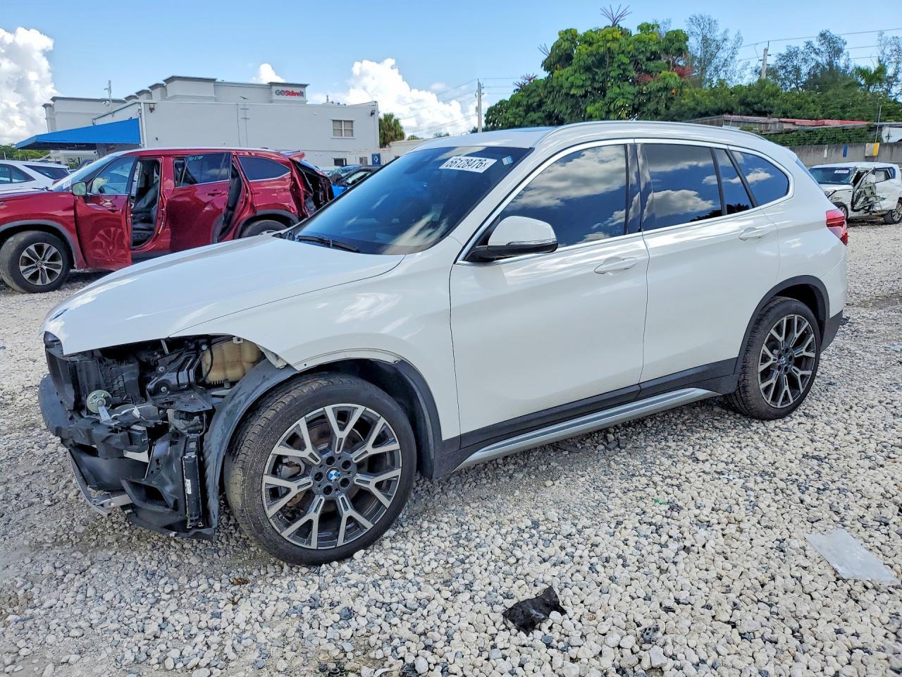 2021 BMW X1 Sdrive28I - zdjęcie główne