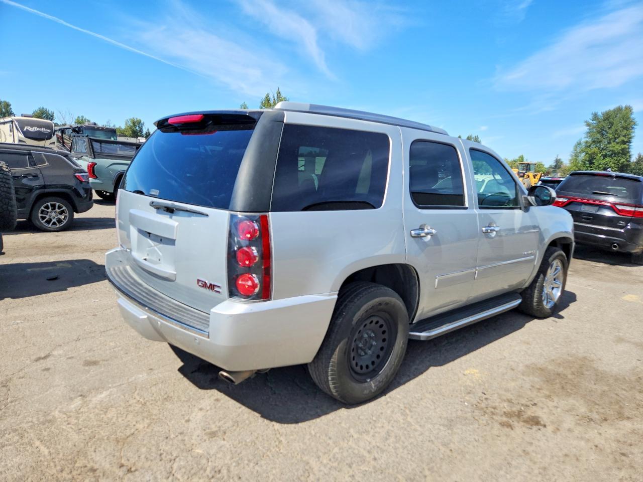 2013 GMC Yukon Denali - zdjęcie 3