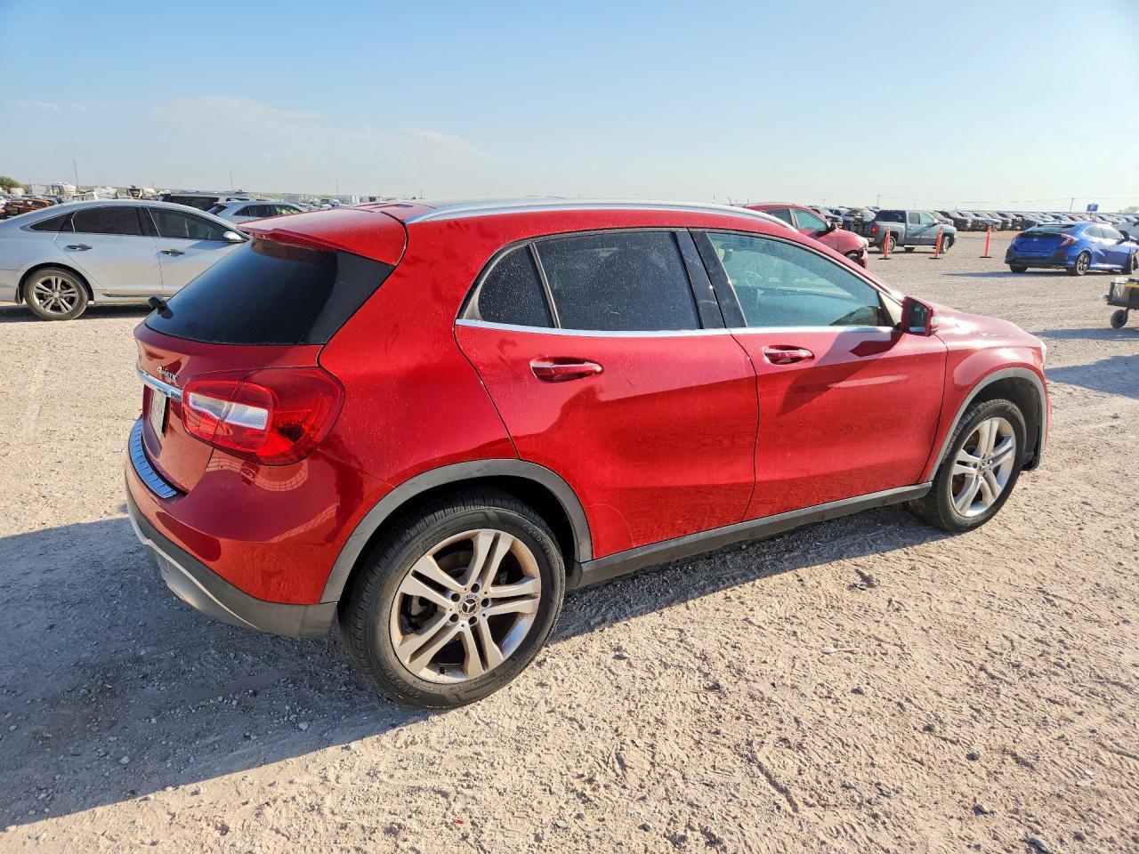 2019 Mercedes-Benz Gla 250 4Matic - zdjęcie 3