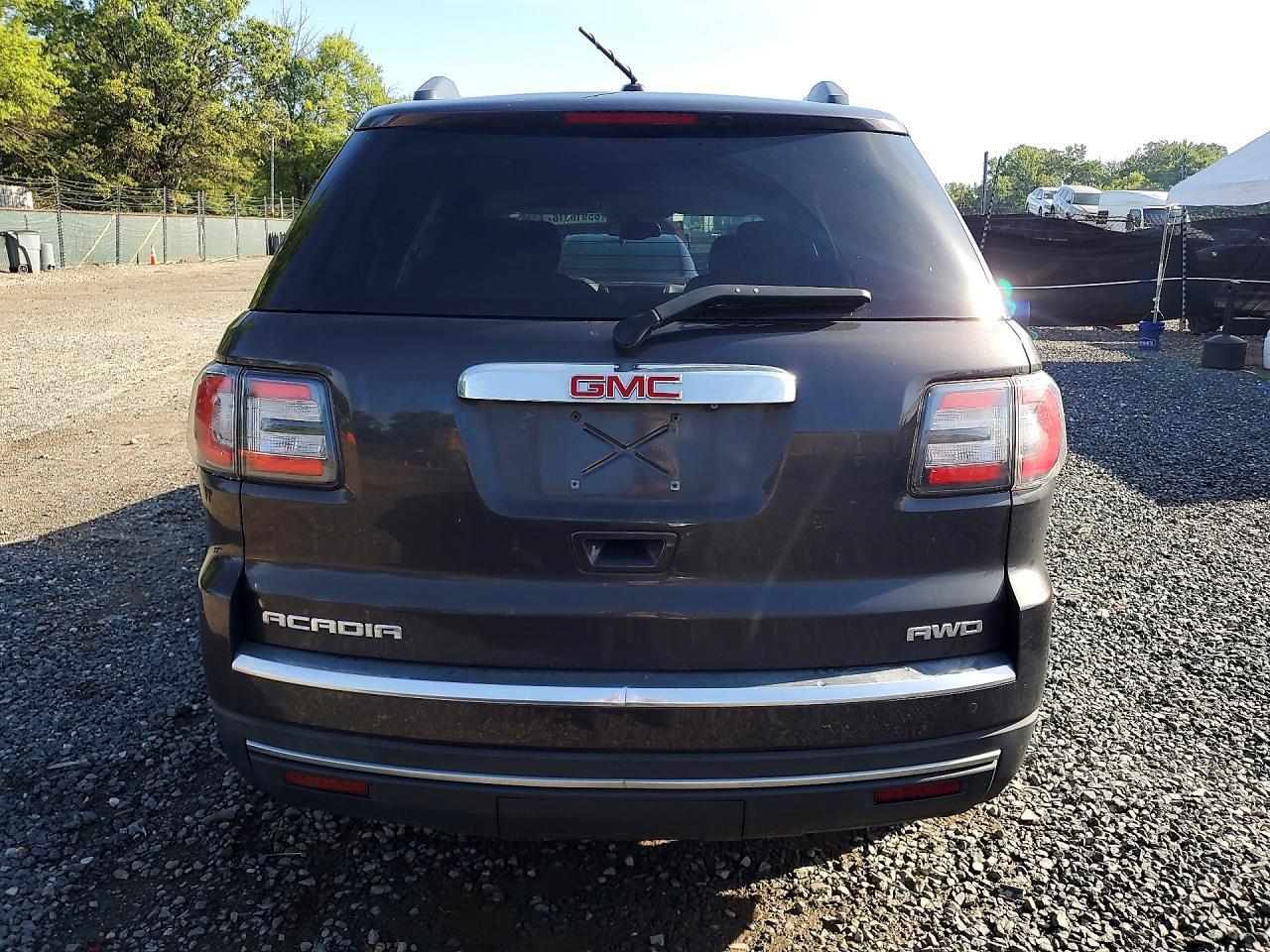 2016 GMC Acadia Sle - zdjęcie 6