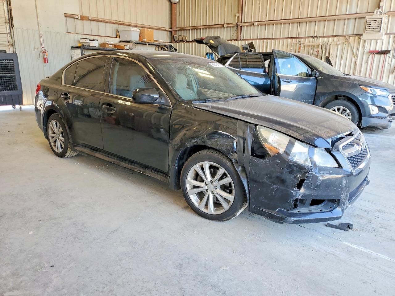 2013 Subaru Legacy 2.5I Premium - zdjęcie 4