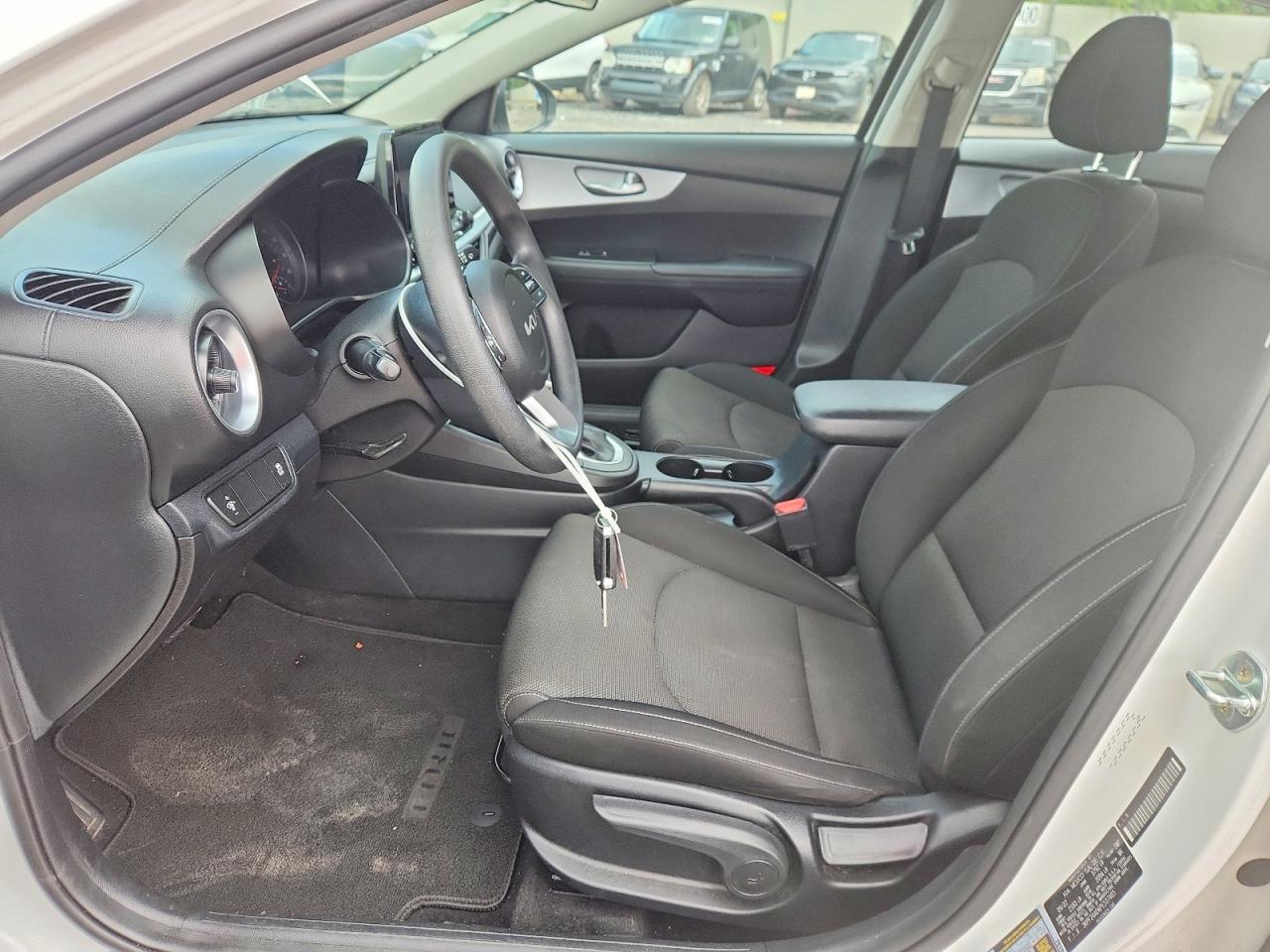 2023 Kia Forte Lxs - zdjęcie 7