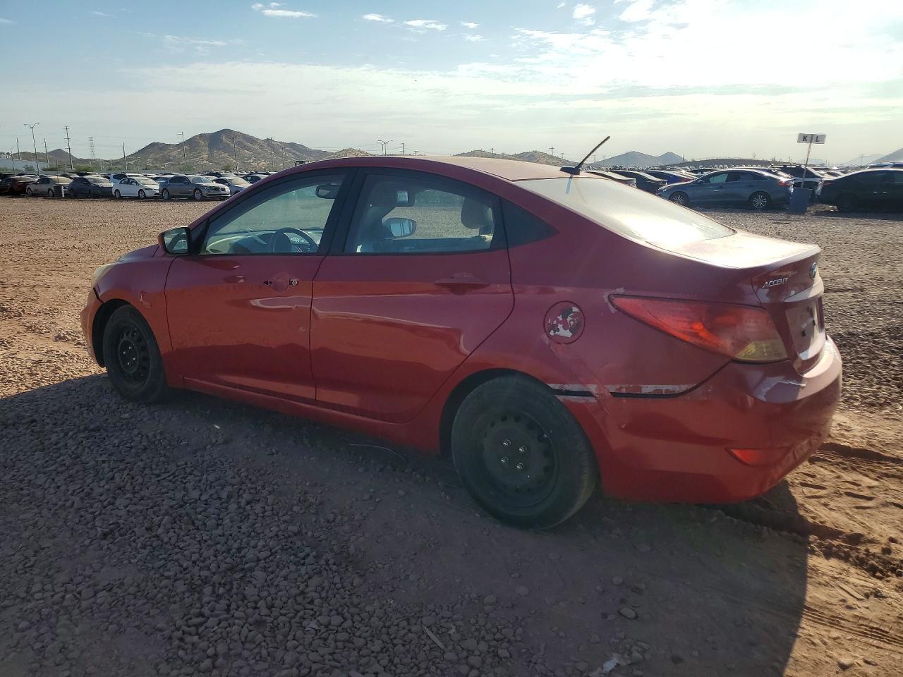 2013 Hyundai Accent Gls - zdjęcie 2
