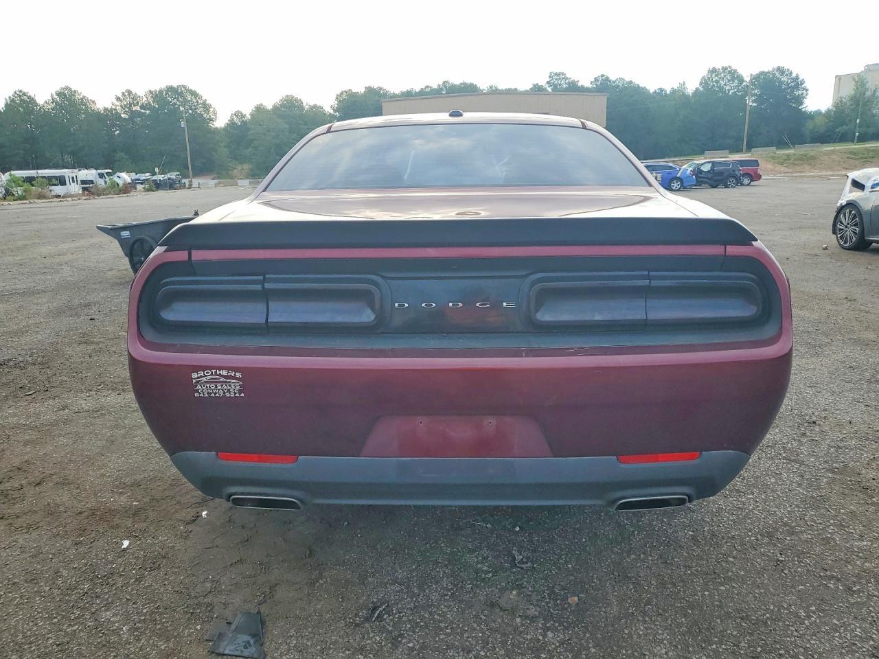 2017 Dodge Challenger Sxt - zdjęcie 6