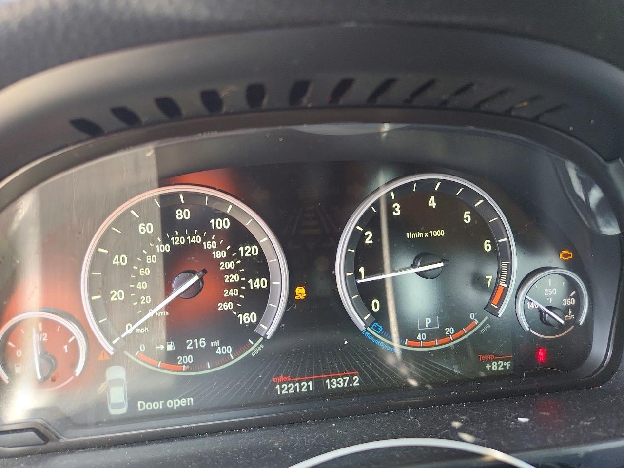 2015 BMW 528 I - zdjęcie 9