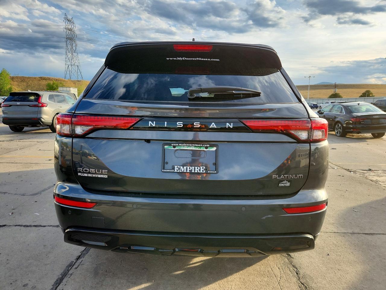 2026 Nissan Rogue Platinum - zdjęcie 6