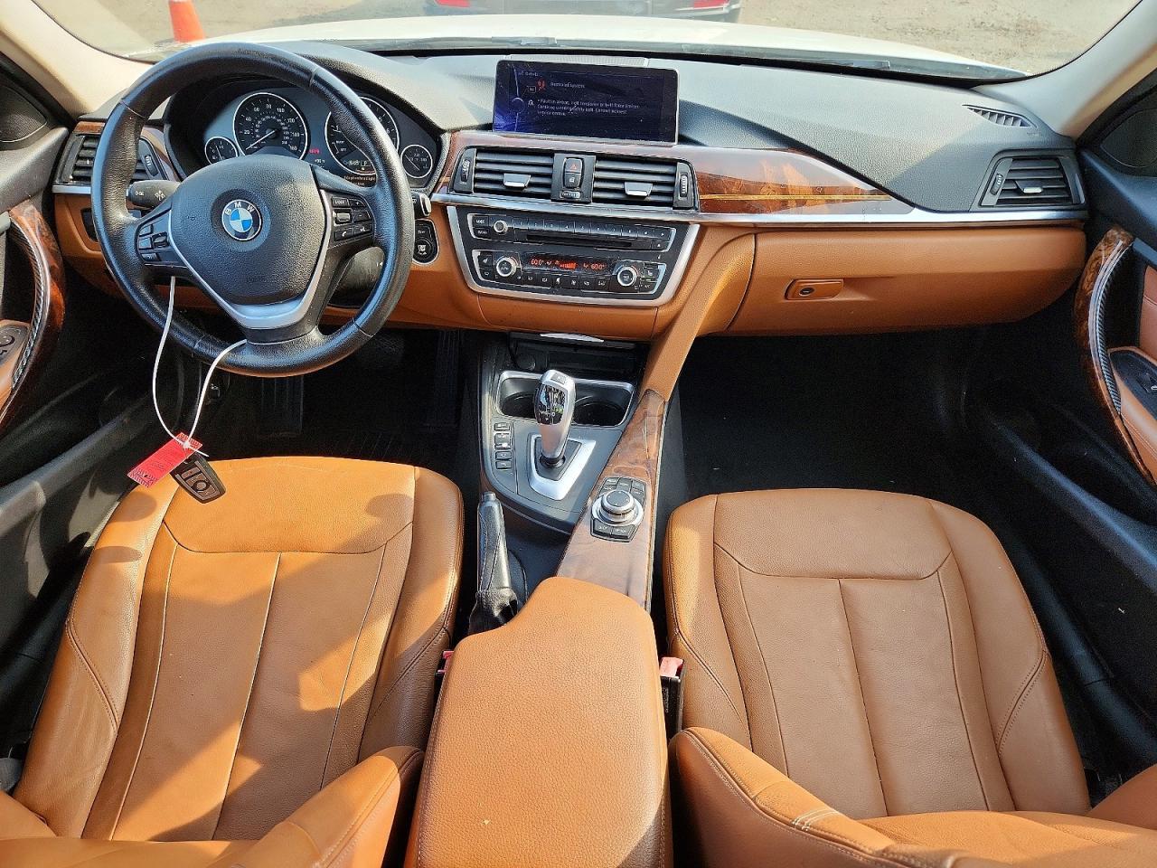 2013 BMW 328 Xi - zdjęcie 8