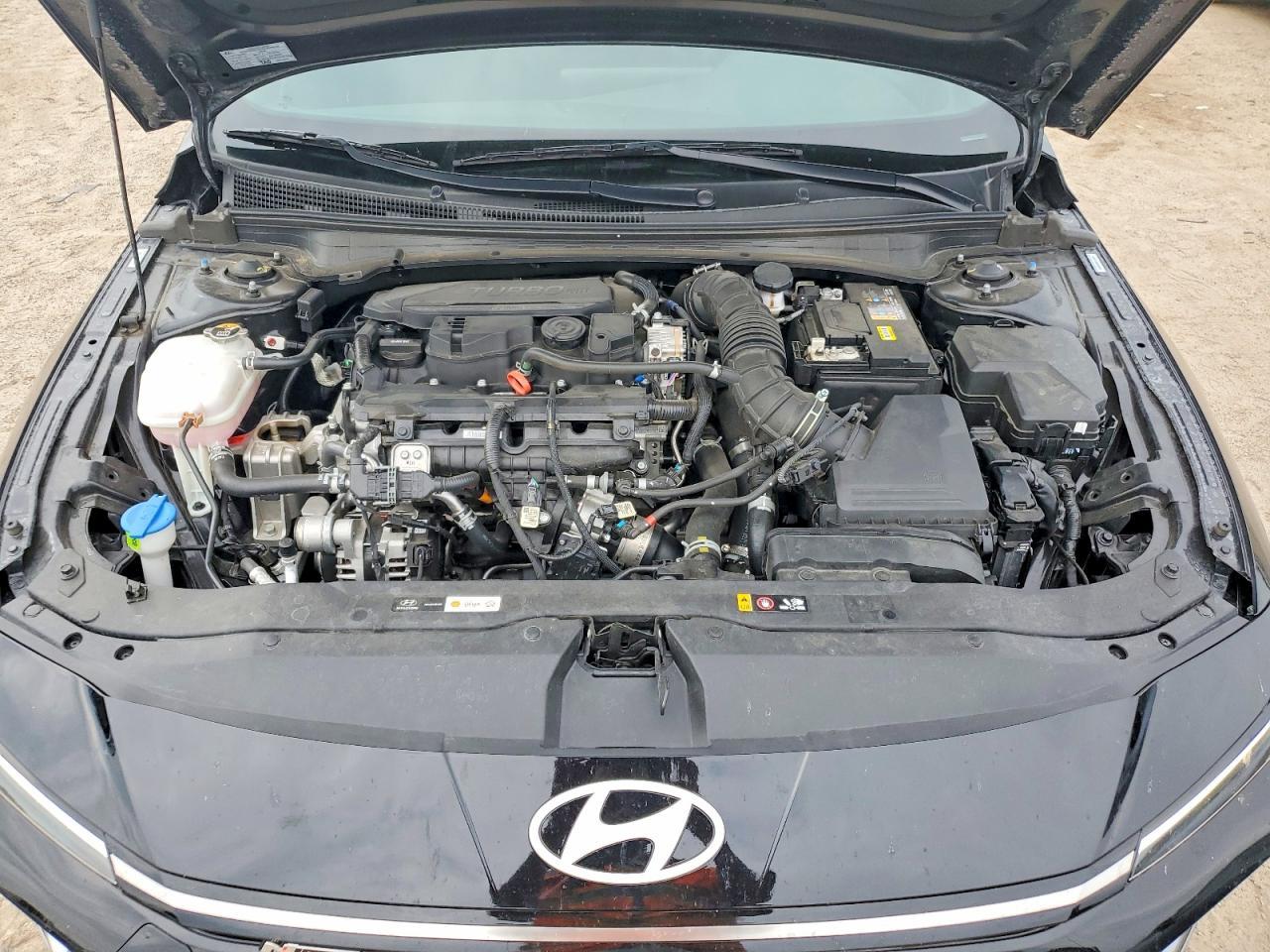 2026 Hyundai Elantra N Line - zdjęcie 11