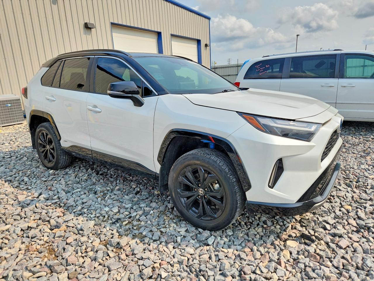 2024 Toyota Rav4 Xse - zdjęcie 4