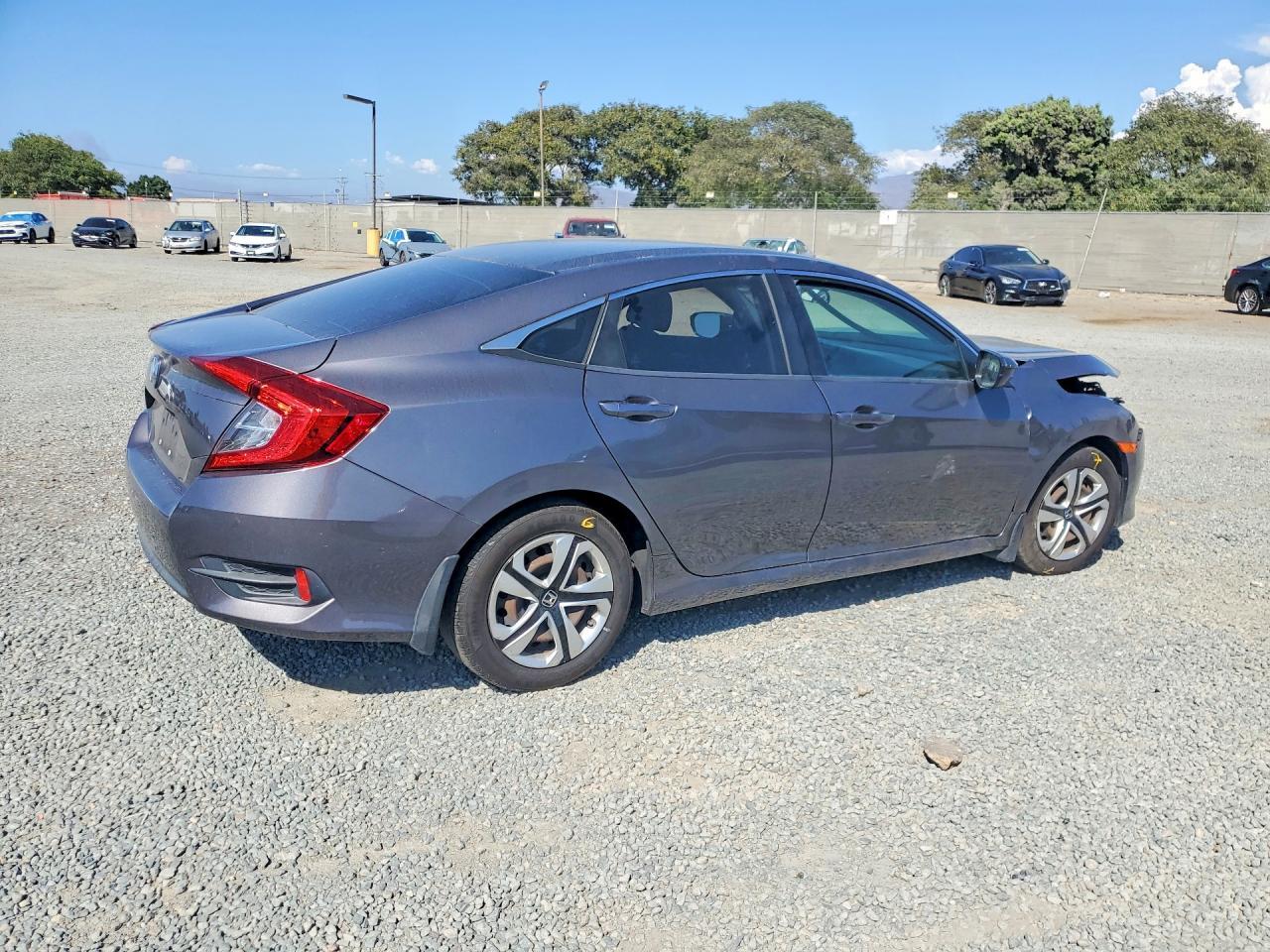 2018 Honda Civic Lx - zdjęcie 3