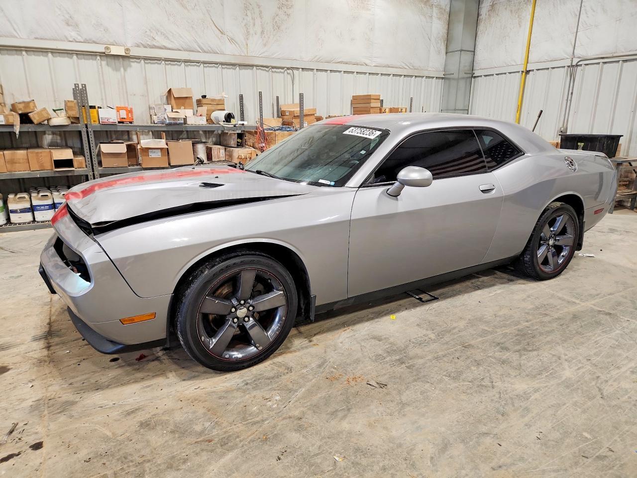 2013 Dodge Challenger Sxt - zdjęcie główne