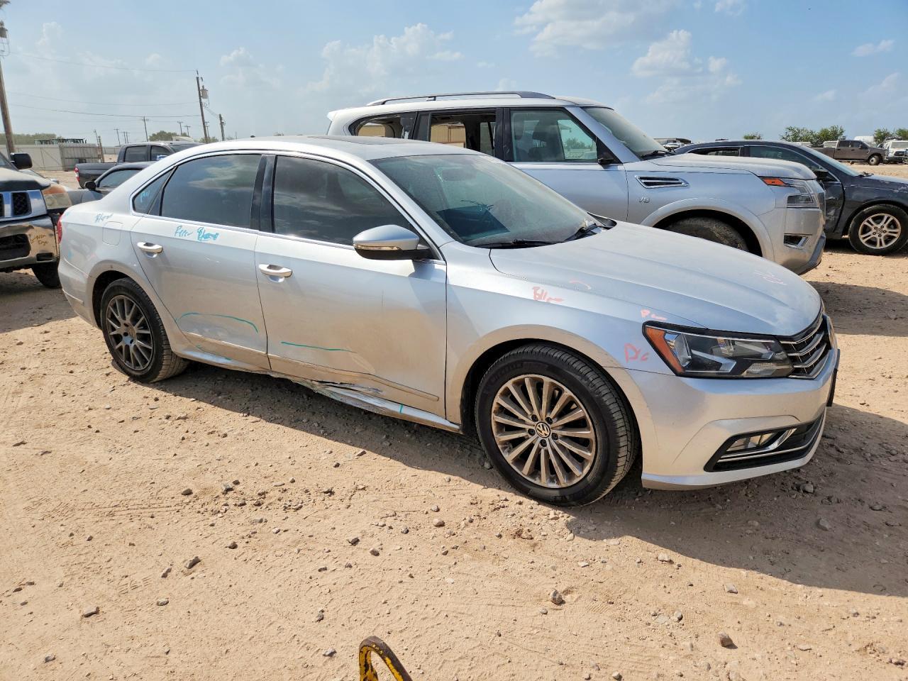 2016 Volkswagen Passat - zdjęcie 4