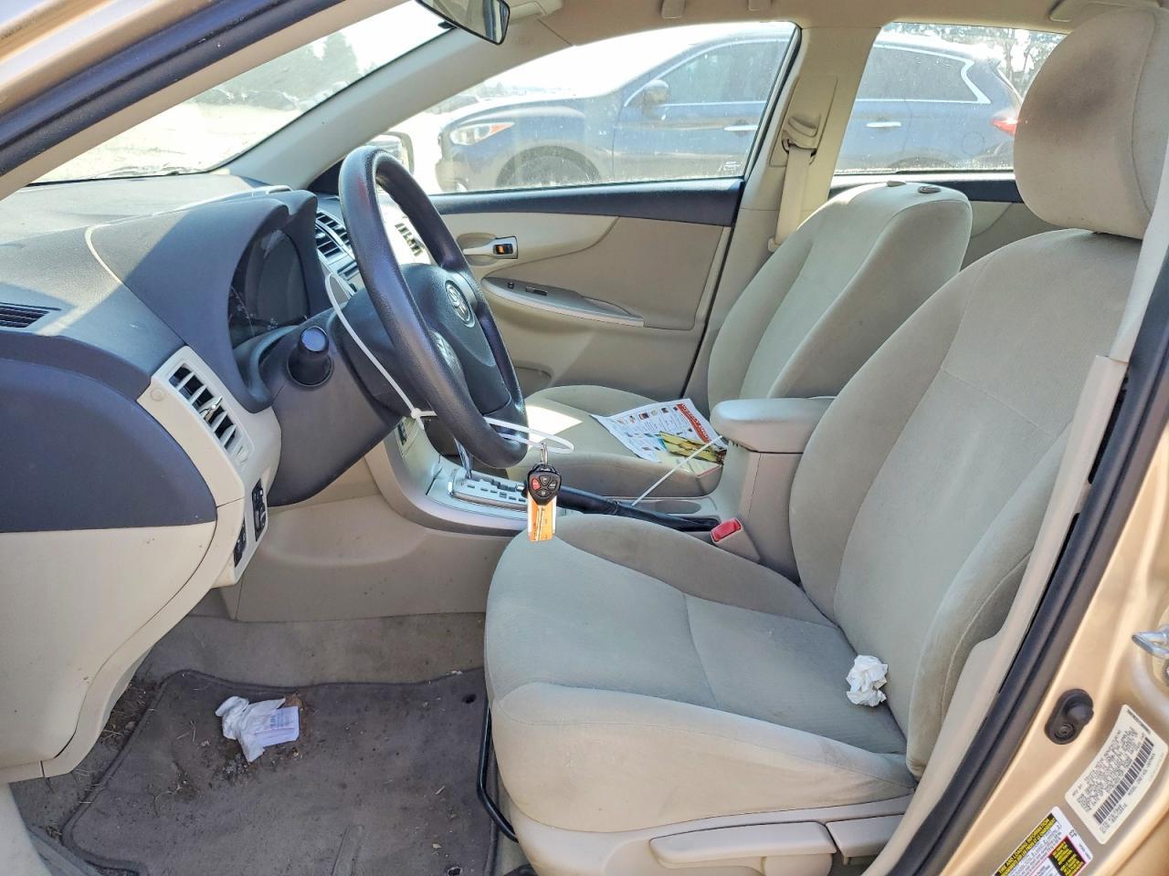 2013 Toyota Corolla Le - zdjęcie 7