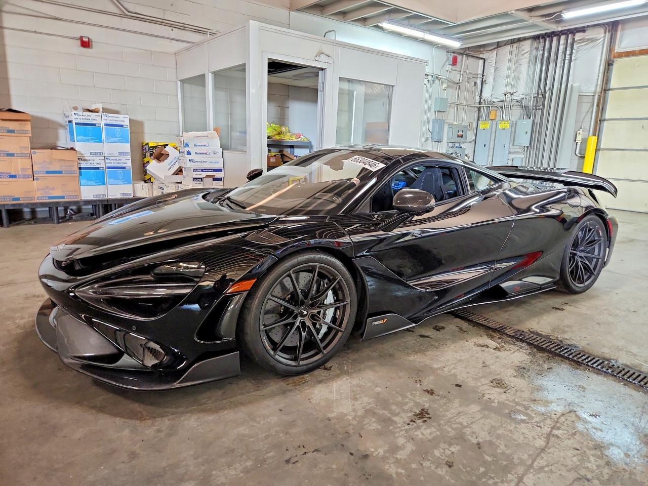 2021 McLaren 765LT