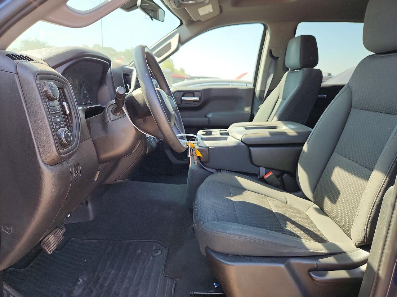 2021 Chevrolet Silverado K1500 Custom - zdjęcie 7