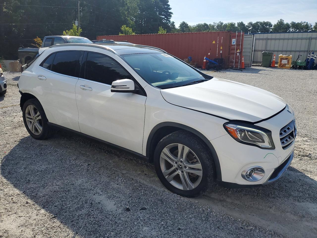 2020 Mercedes-Benz Gla 250 4Matic - zdjęcie 4