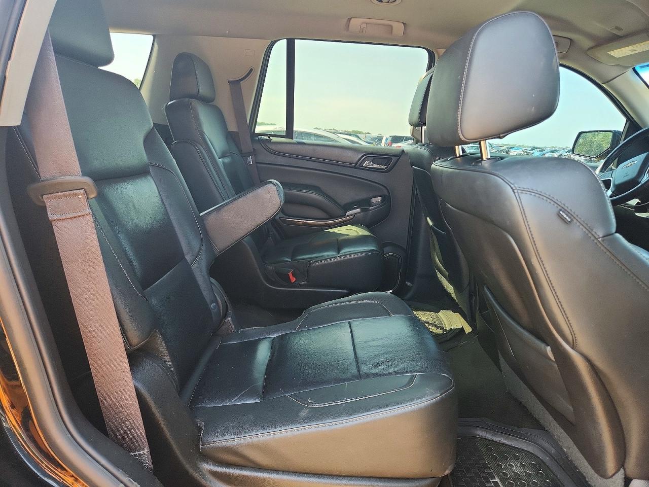 2015 Chevrolet Tahoe C1500 Lt - zdjęcie 11
