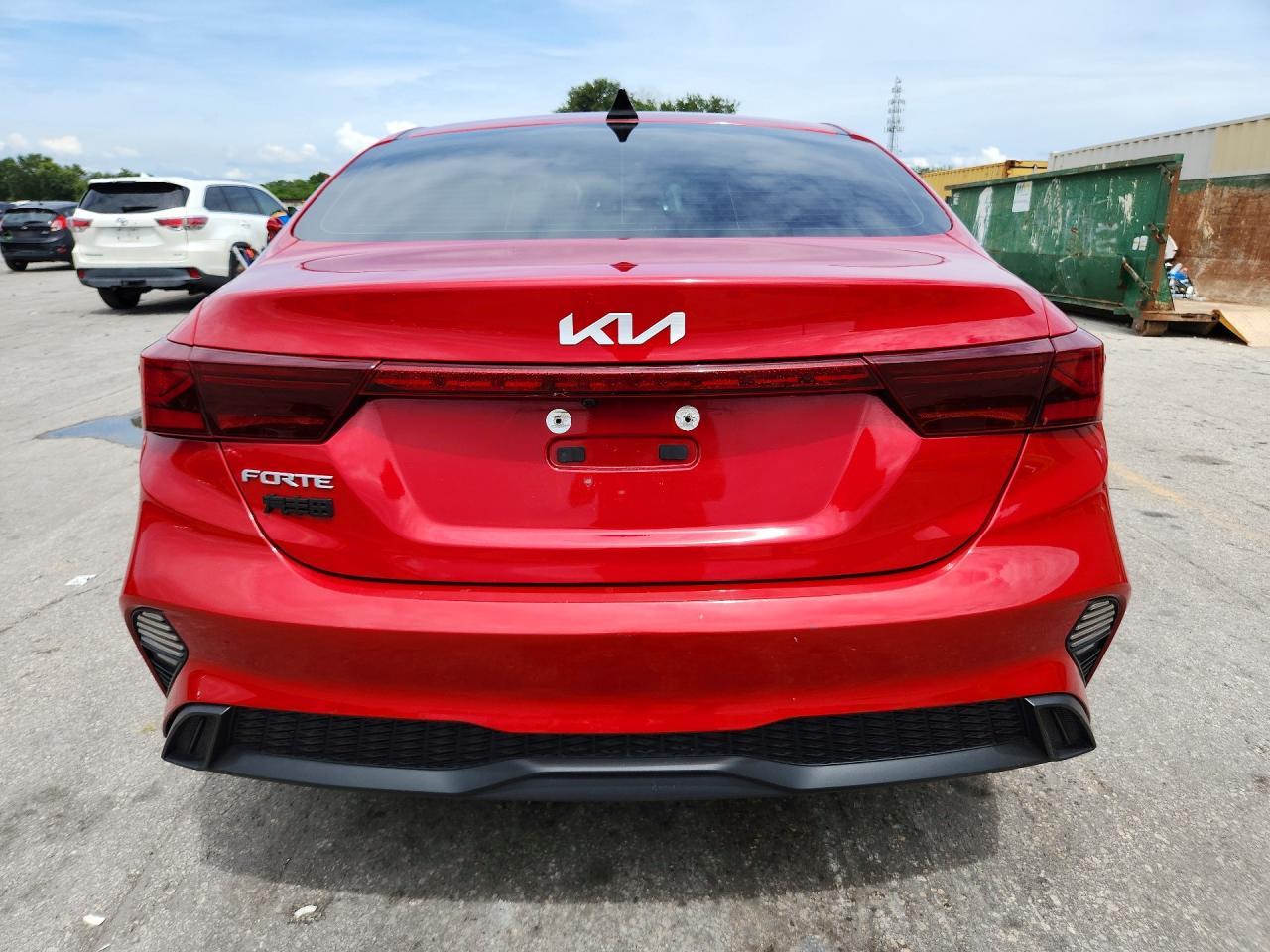 2023 Kia Forte Lxs - zdjęcie 6