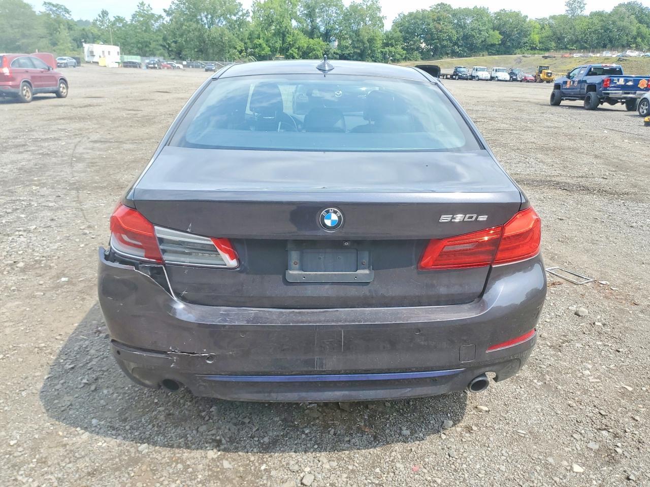 2018 BMW Seria 5 530e - zdjęcie 6