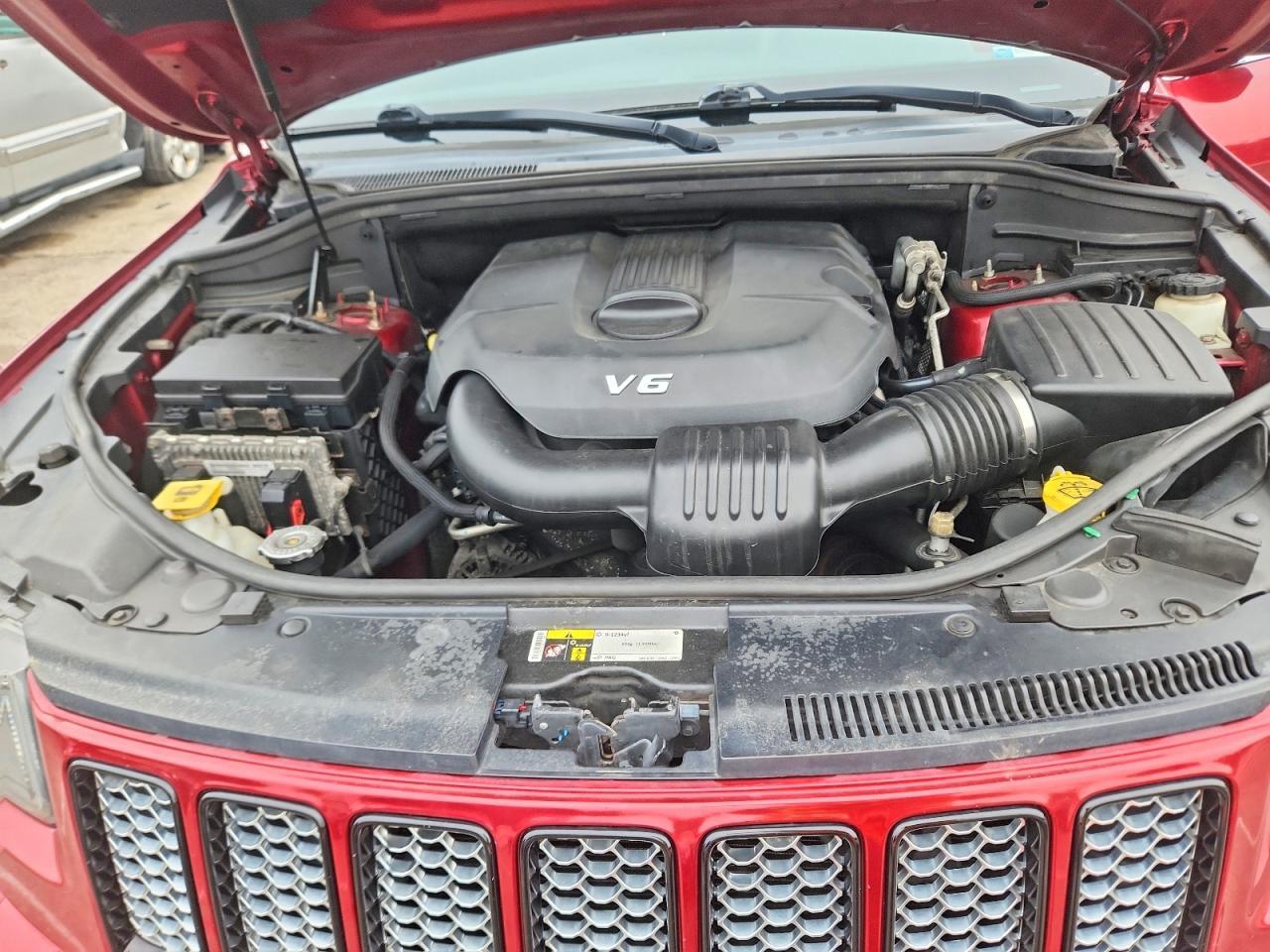 2015 Jeep Grand Cherokee Laredo - zdjęcie 12