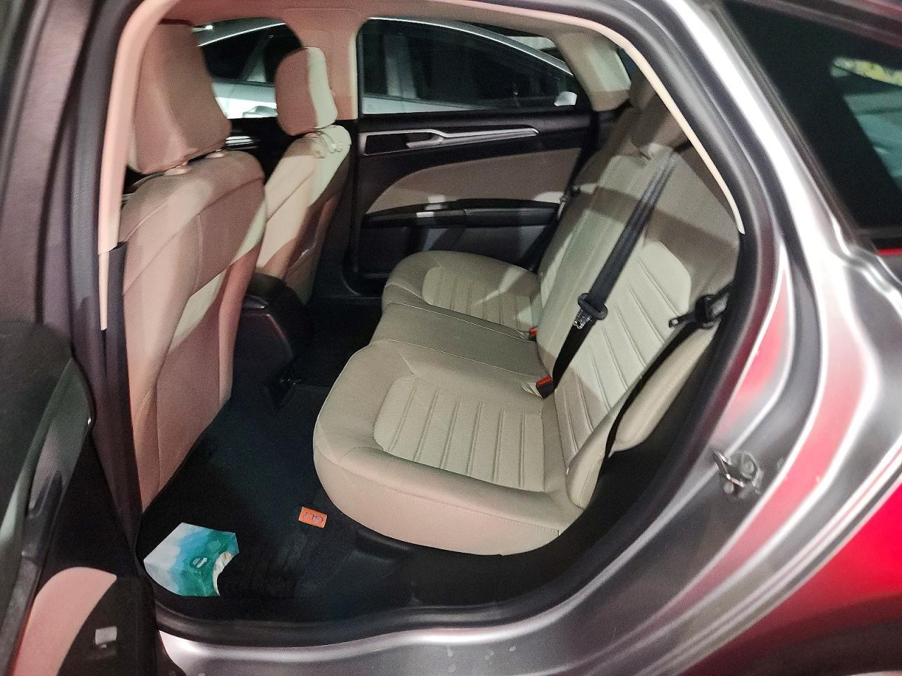 2020 Ford Fusion S - zdjęcie 10