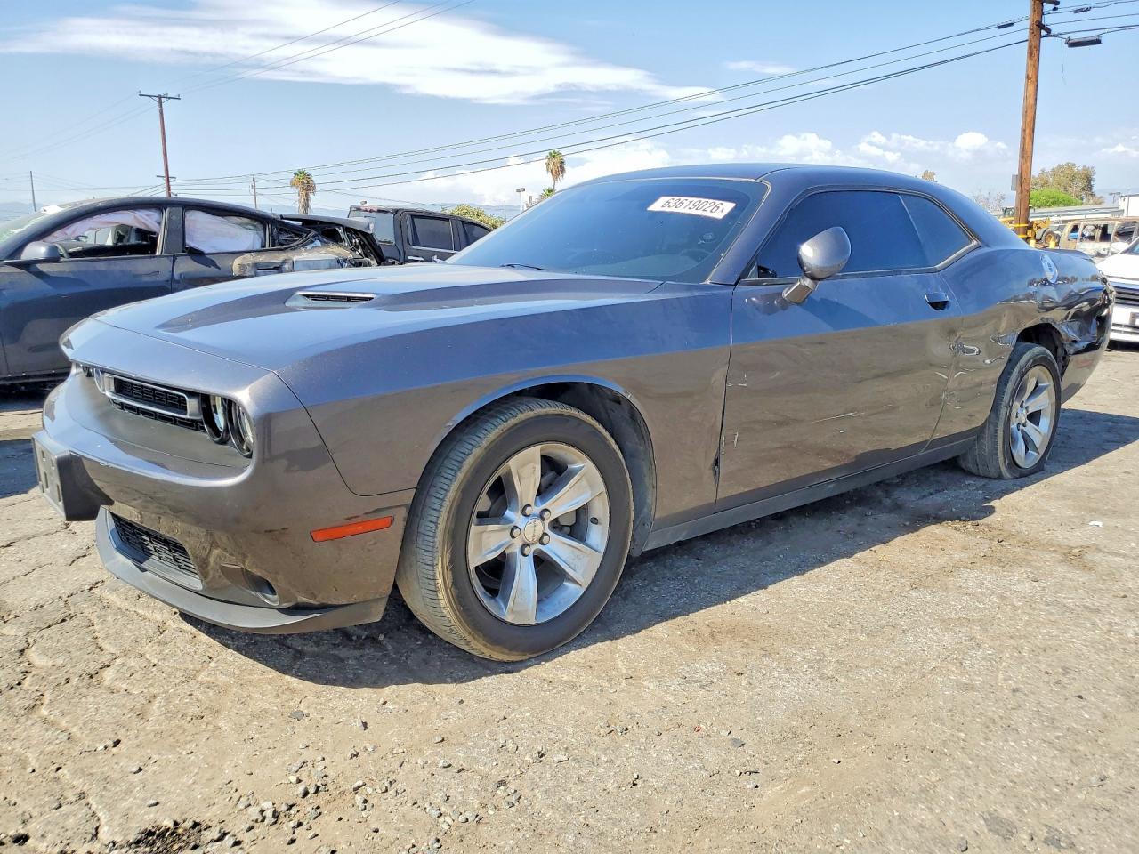 2021 Dodge Challenger Sxt - zdjęcie główne