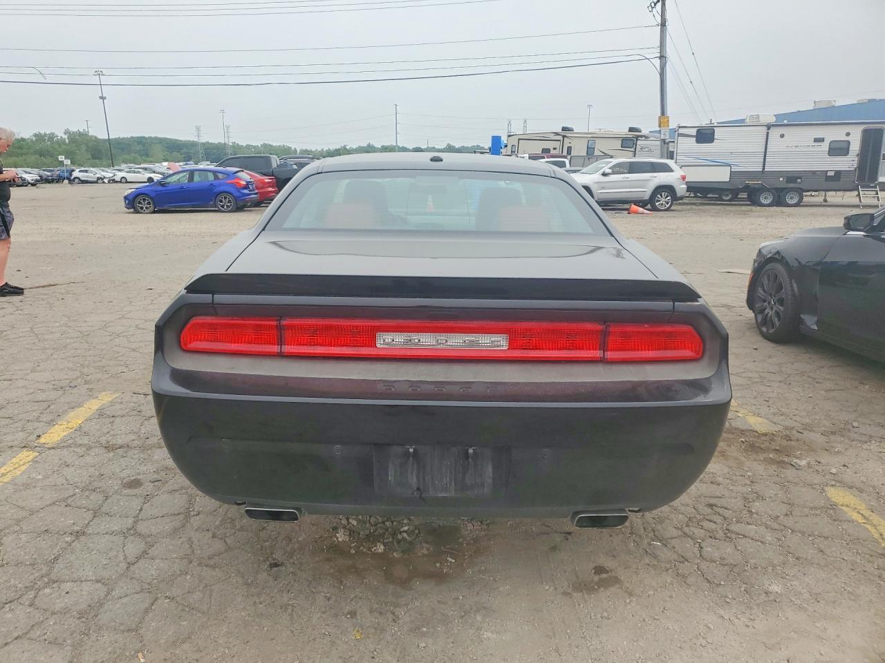 2013 Dodge Challenger R/T - zdjęcie 6