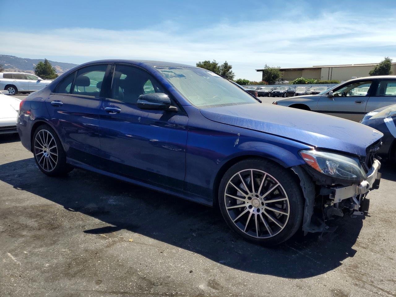 2017 Mercedes-Benz C 300 - zdjęcie 4