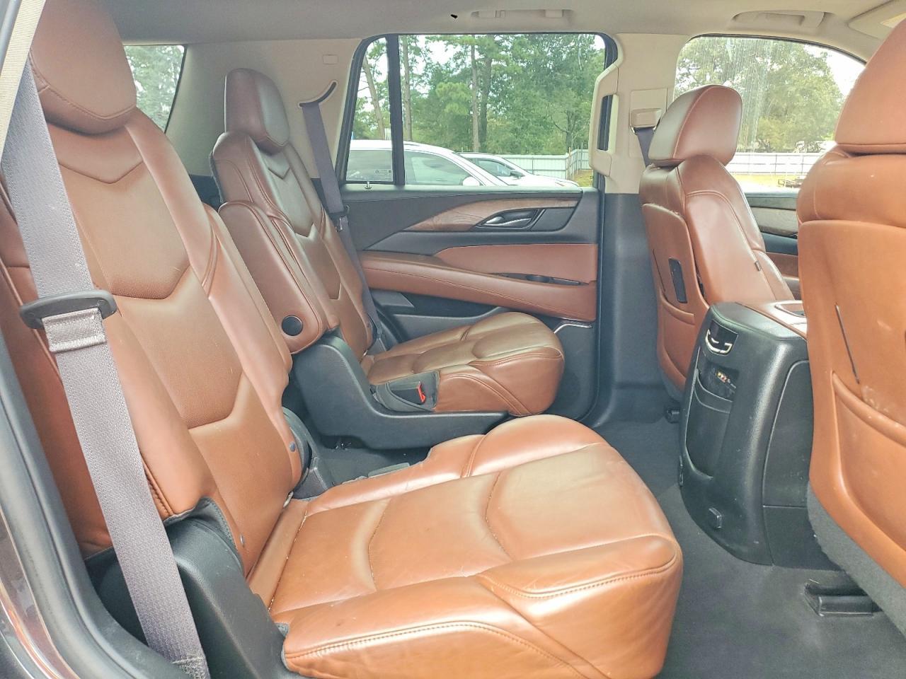 2015 Cadillac Escalade Premium - zdjęcie 11