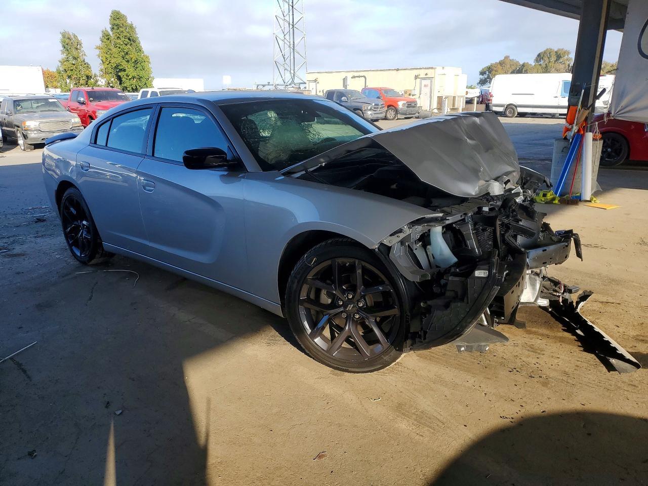2023 Dodge Charger Sxt - zdjęcie 4