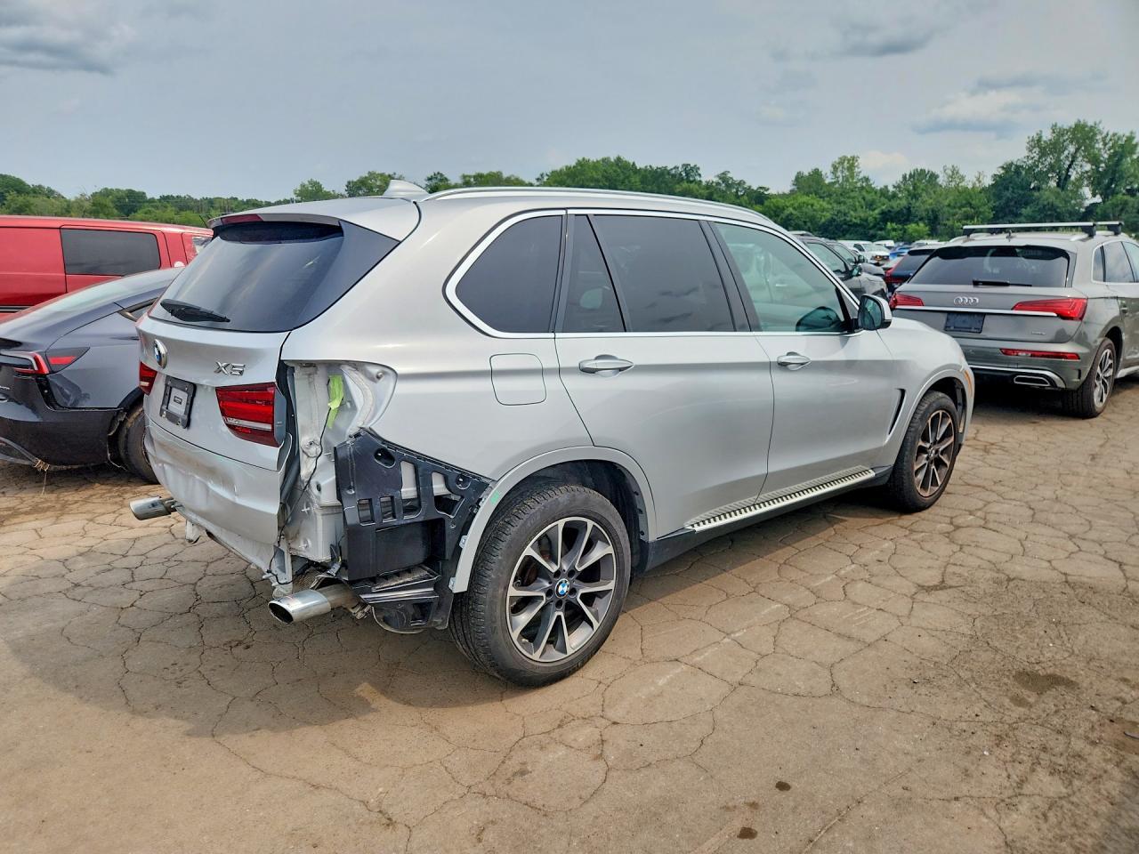2017 BMW X5 xDrive35I - zdjęcie 3