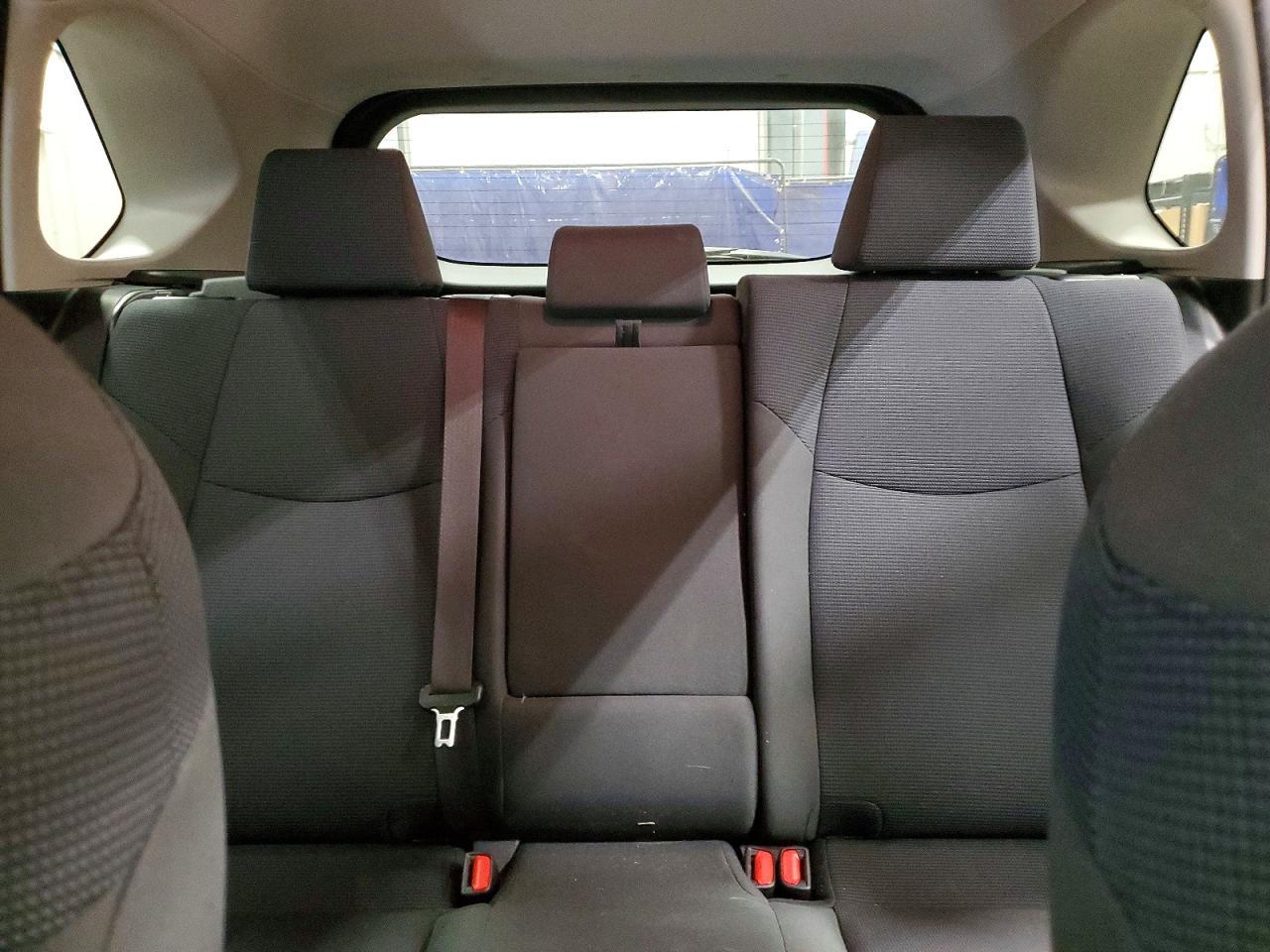 2019 Toyota Rav4 Le - zdjęcie 10