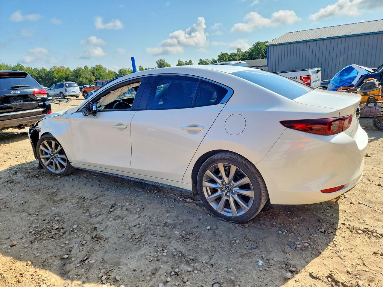 2026 Mazda 3 Preferred - zdjęcie 2