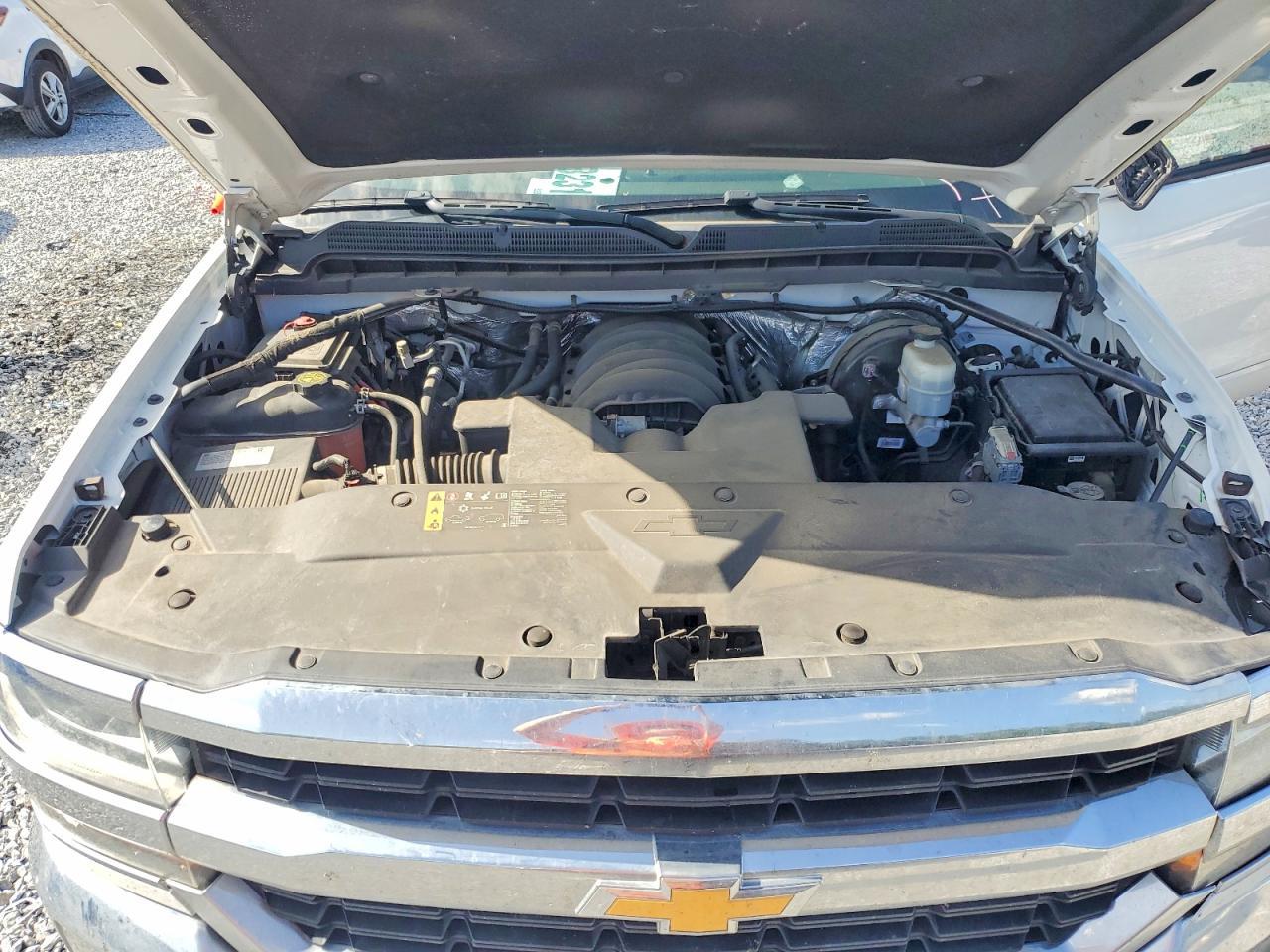 2018 Chevrolet Silverado C1500 Lt - zdjęcie 11