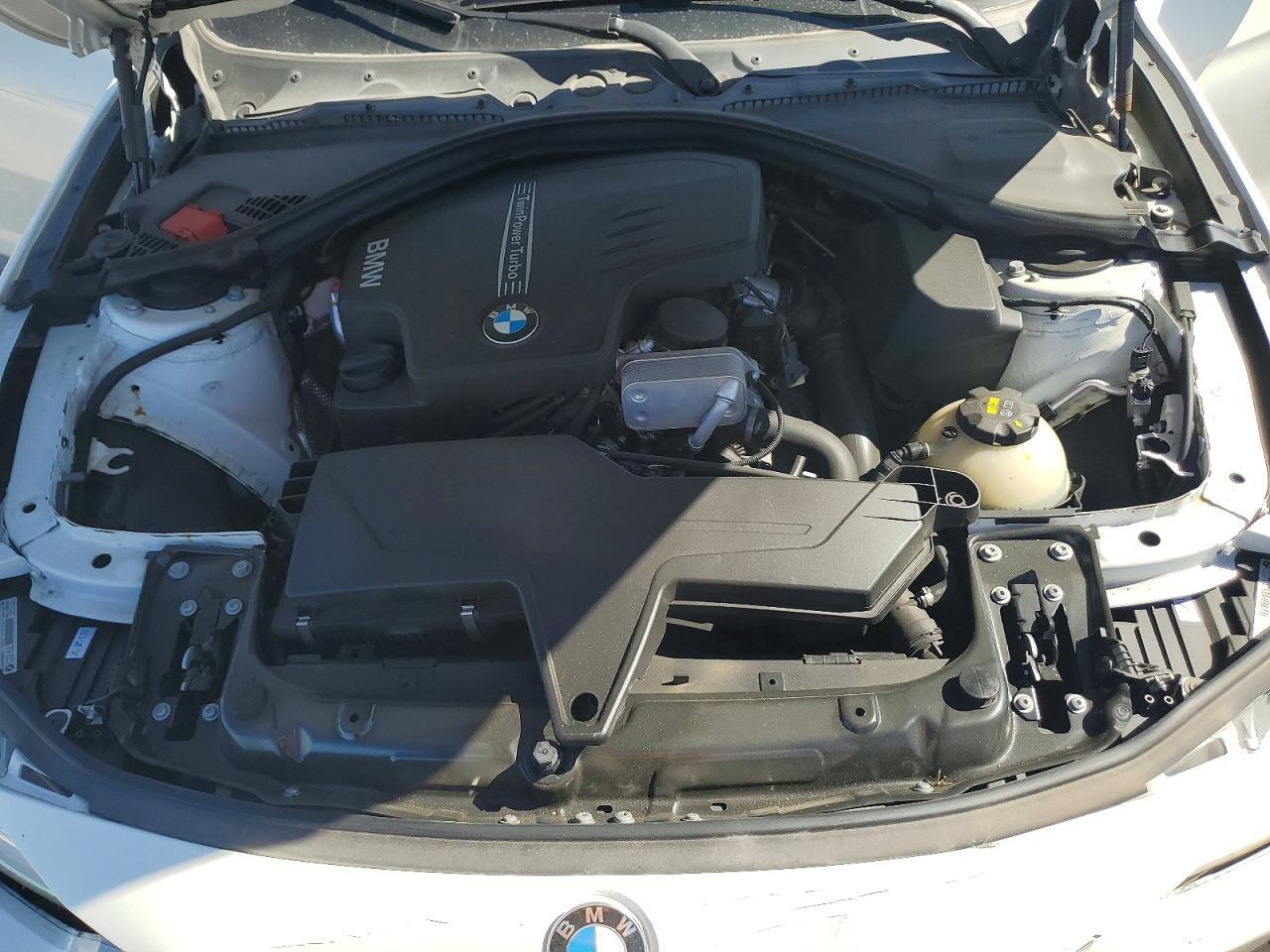 2014 BMW 328 I - zdjęcie 11