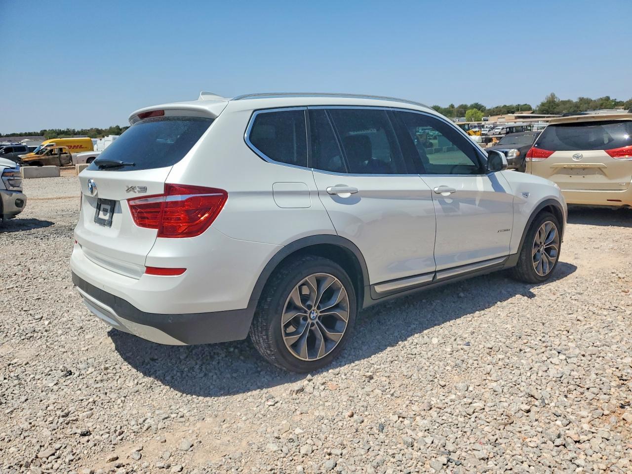 2016 BMW X3 xDrive28D - zdjęcie 3