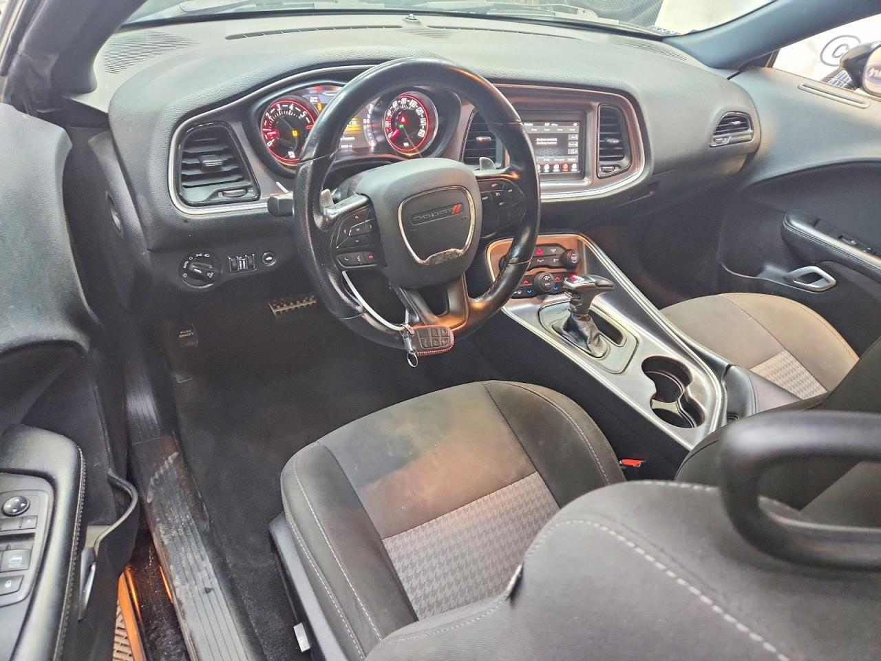 2021 Dodge Challenger R/T - zdjęcie 8