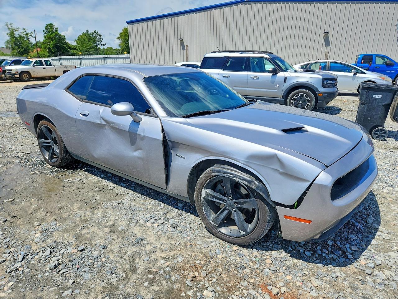 2017 Dodge Challenger R/T - zdjęcie 4