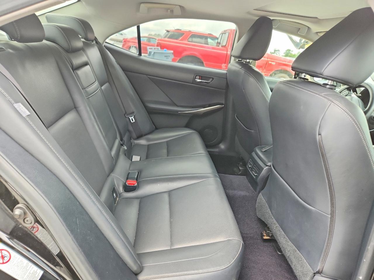 2014 Lexus Is 250 - zdjęcie 10
