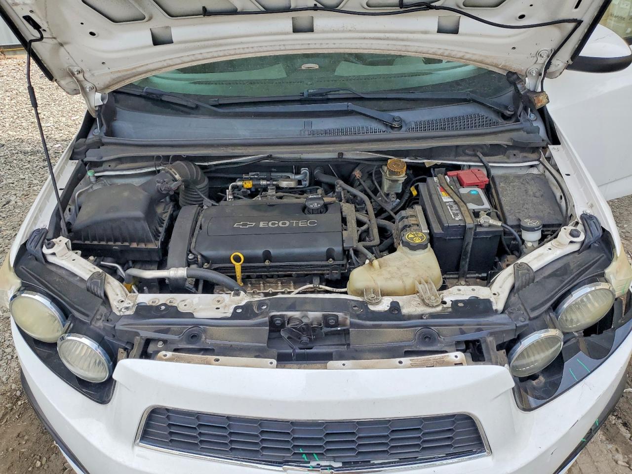 2015 Chevrolet Sonic Ls - zdjęcie 11
